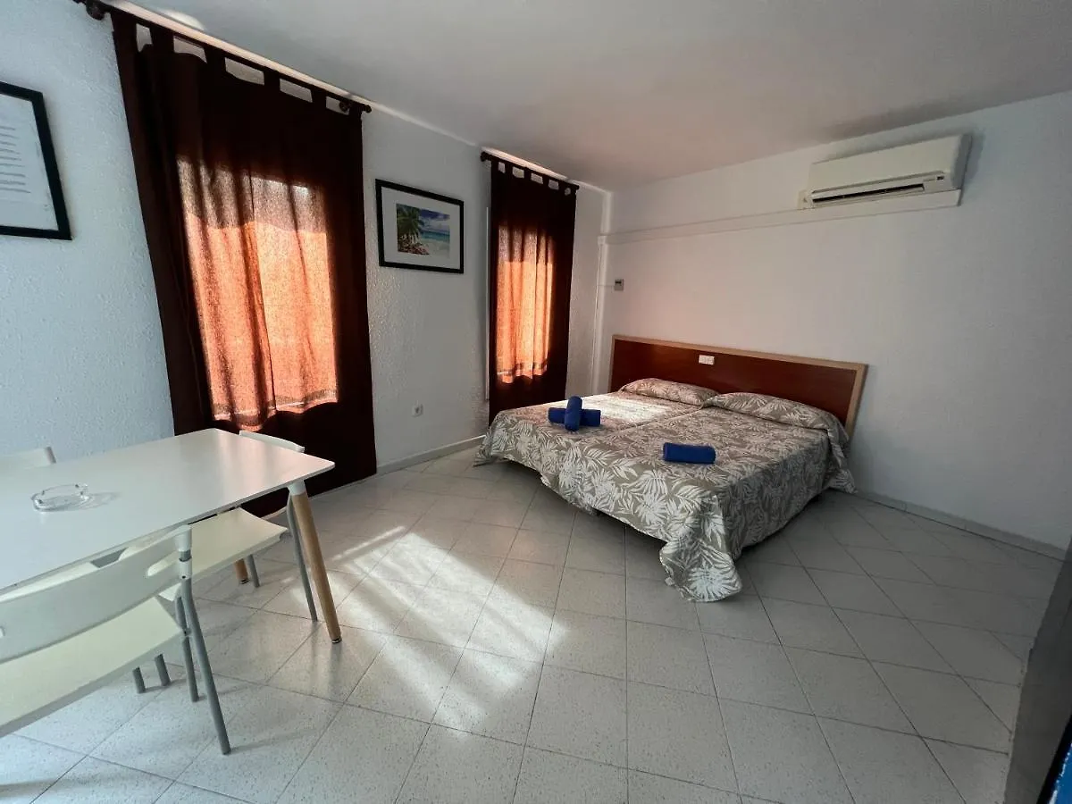 Apartaments Monjardi Lloret de Mar 0*,
