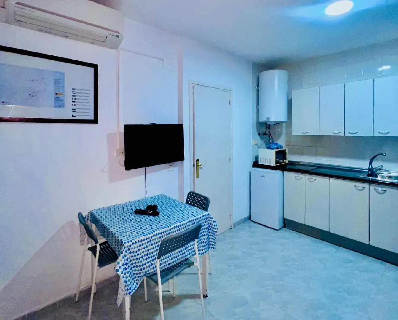 Apartaments Monjardi Lloret de Mar